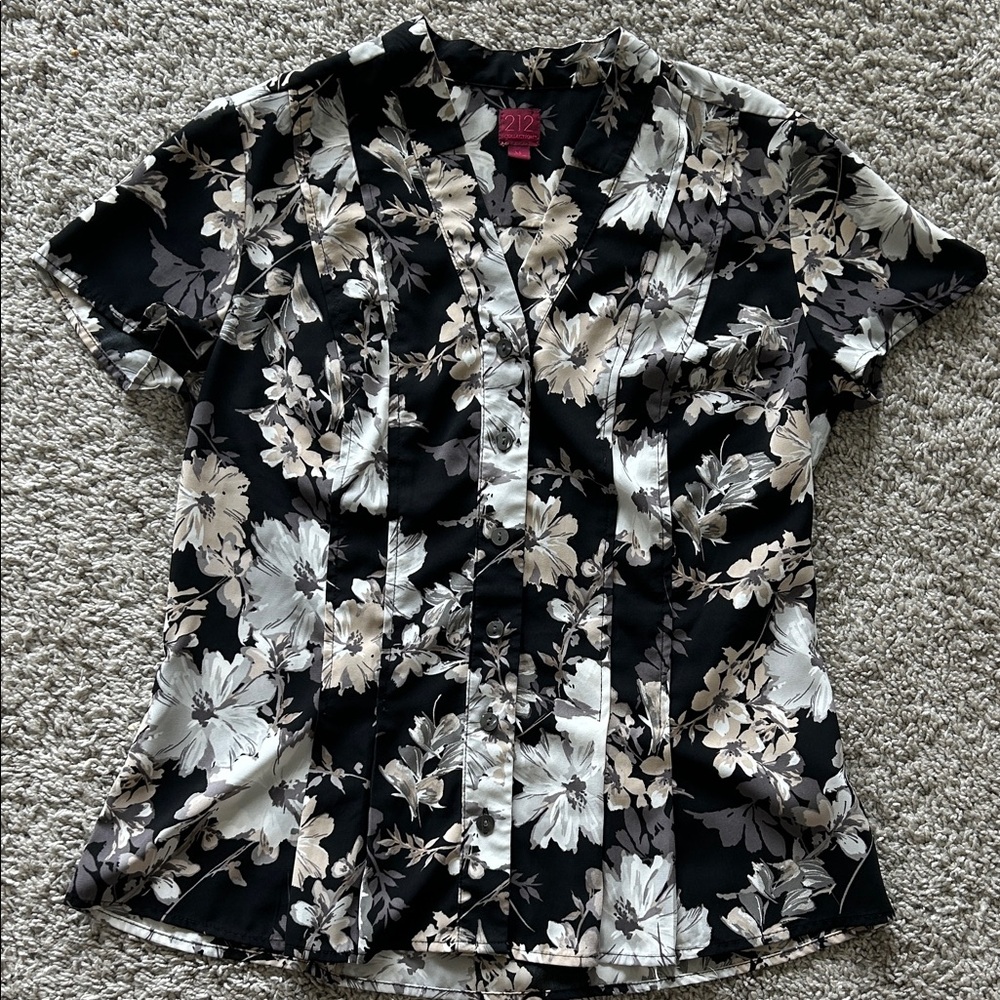 212 Collection Black and Cream Floral Blouse